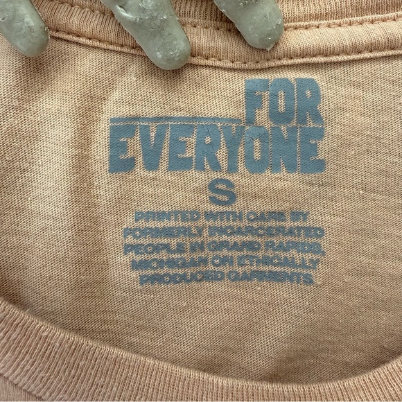 Faceless Prison Art Tan Short Sleeve Graphic Tee ~ Size Small - Picture 7 of 7